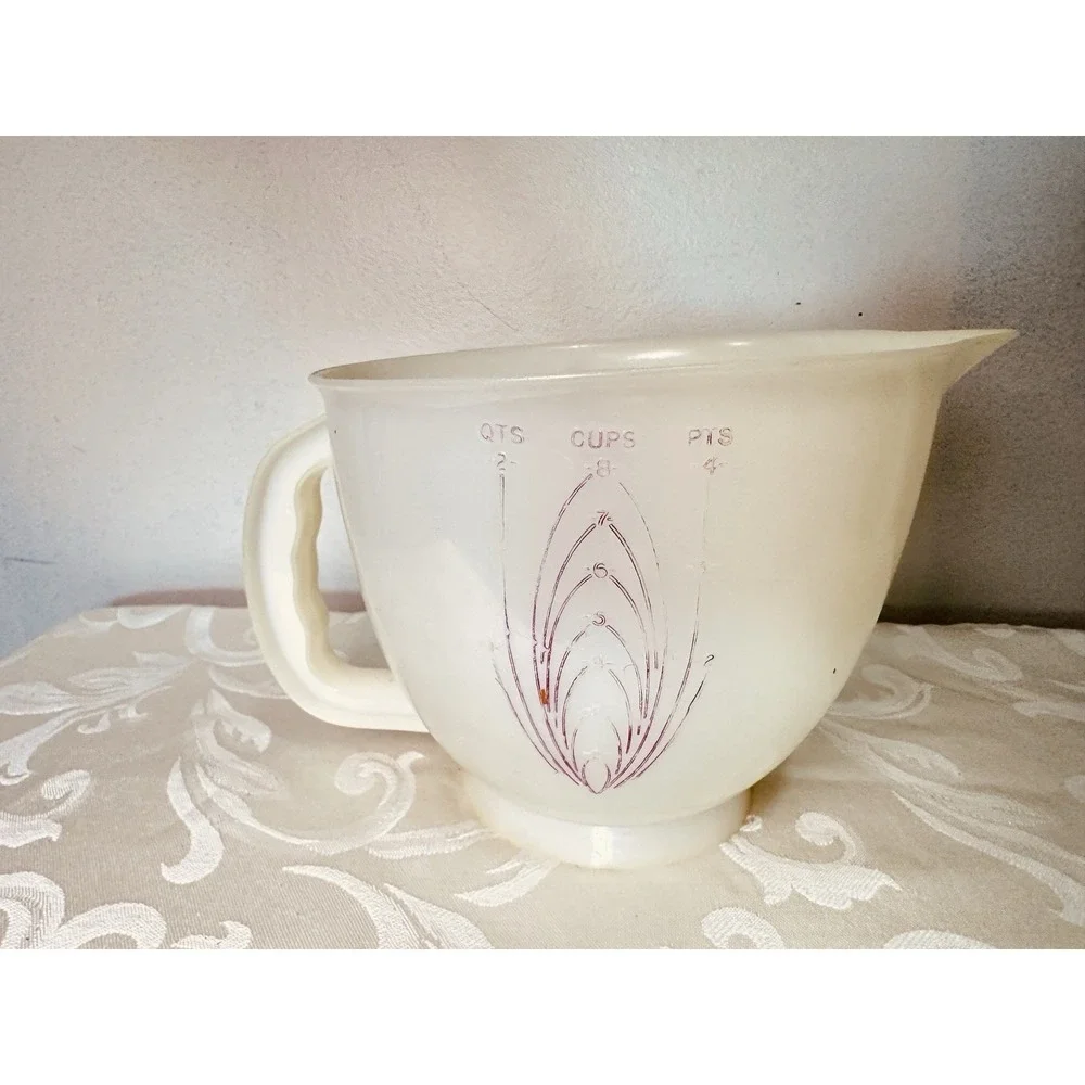 Vintage Tupperware Mix N Store Measuring Pitcher Batter Bowl 8 Cup 2 Qt No Lid